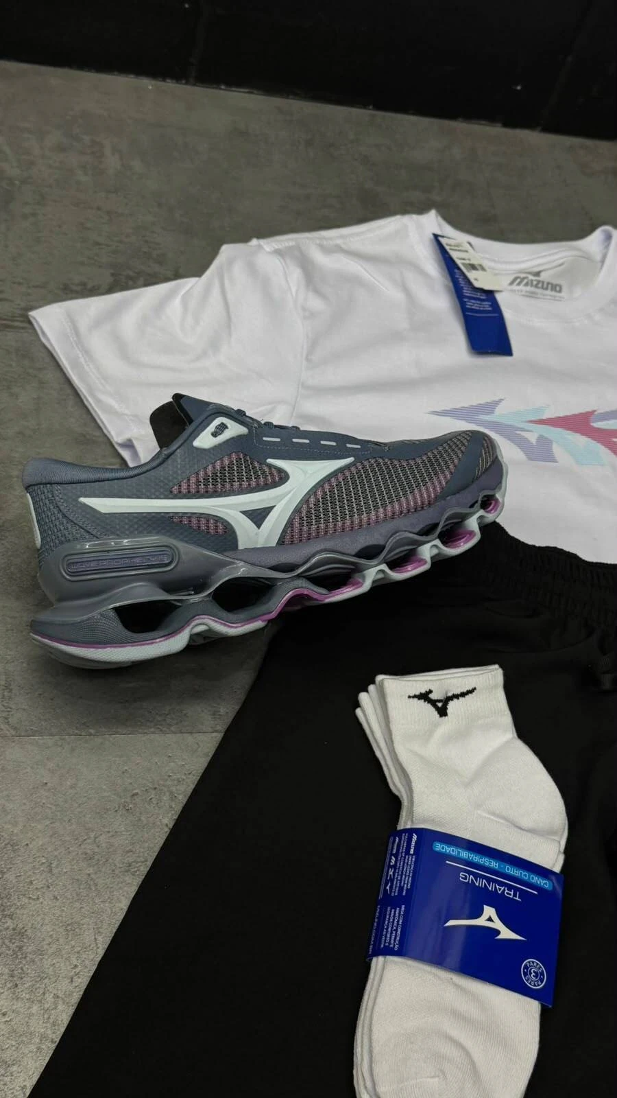 Kit Moda De Favela Mizuno e Roupas